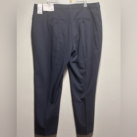 CJ Banks Woman’s Relaxed Fit High Rise Black Trousers/Dress Pants Size 18W - Picture 2 of 11